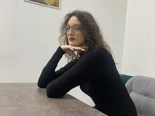 Toy videos cam MarietteColo