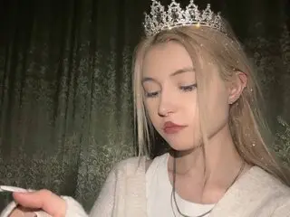 Videos pics videos PollyKeiran